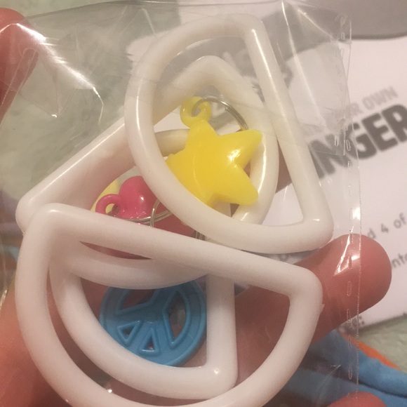 Finger Weaving - Picture 3 of 3